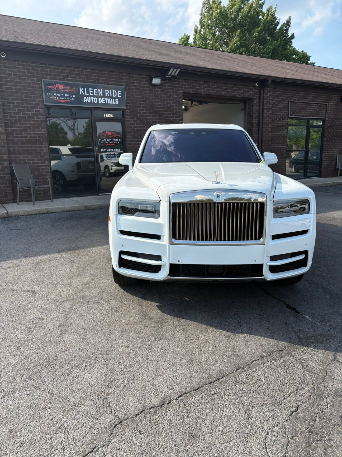 Rolls-Royce Cullinan hand-washed at Kleen Ride Waldorf